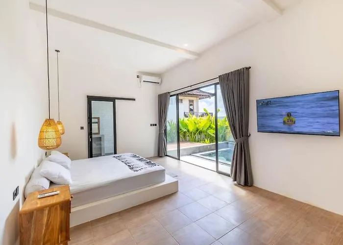Casa Mango Waterfall Pool Sunrise Views
